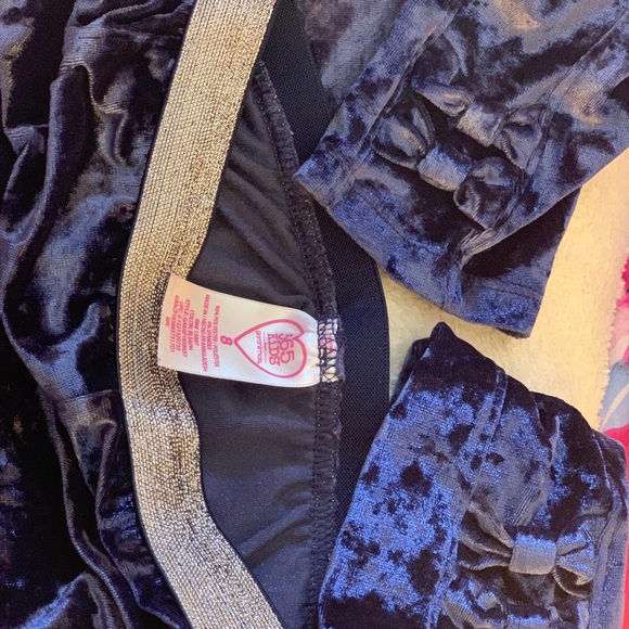 Girls velvet sets bundle - Picture 5 of 8